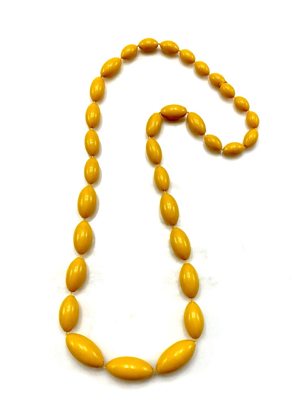 Vintage Yellow Beaded Statement Necklace Graduated Egg-Yolk Butterscotch Ovals